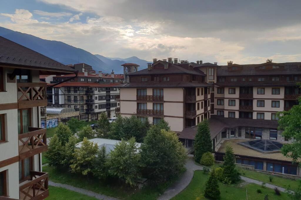 Large Gondola Apartment - Center, Neon Bansko Ngoại thất bức ảnh