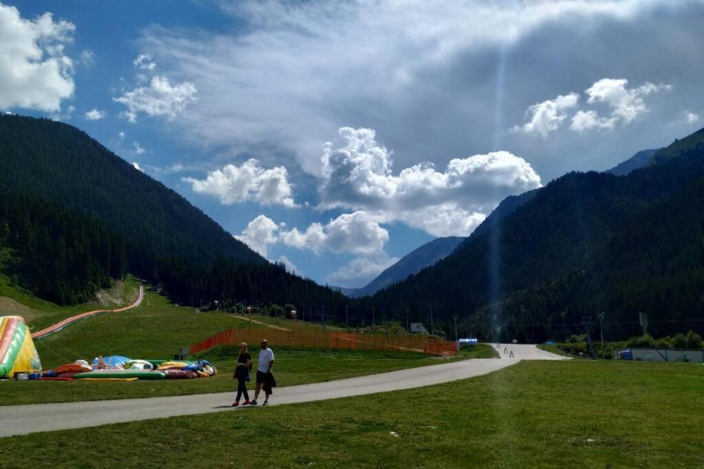 Large Gondola Apartment - Center, Neon Bansko Ngoại thất bức ảnh